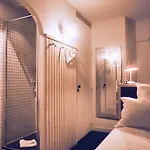 Habituel Hotel