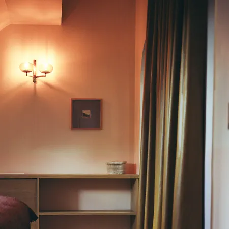 Habituel Hotel Paris