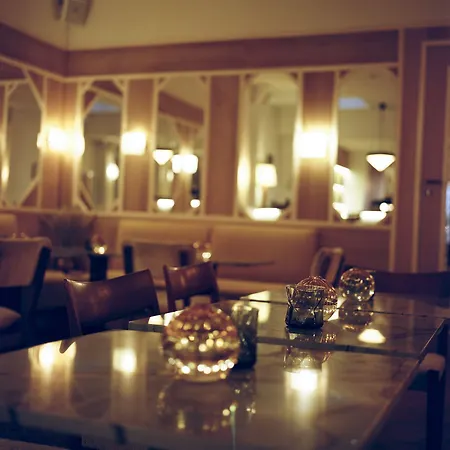 호텔 하비튜엘 4*