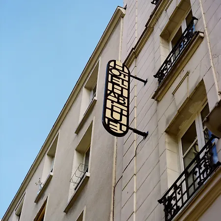 하비튜엘 4* 파리