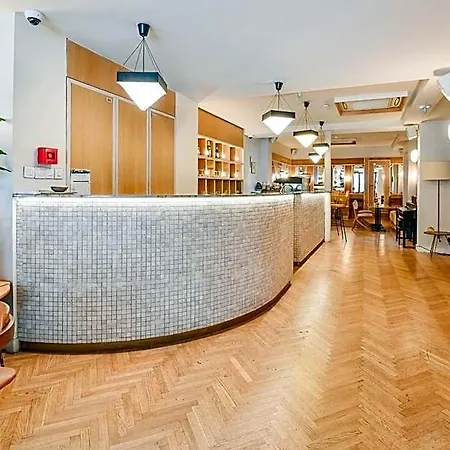 Hotel Habituel 4*