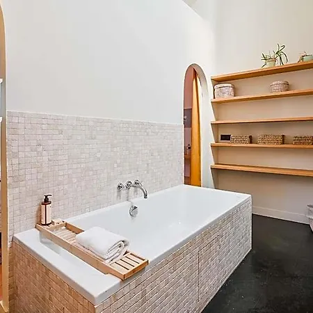 Habituel 4* Paris