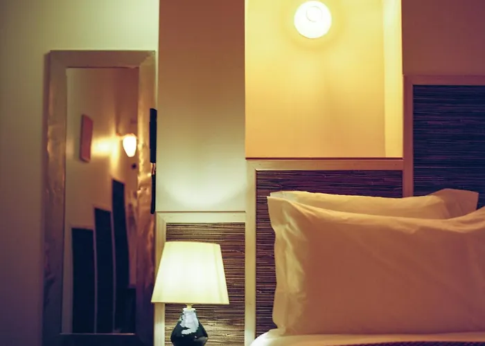 Habituel 4* Parigi