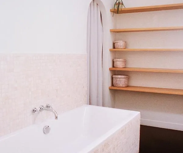 Hotel Habituel Paris