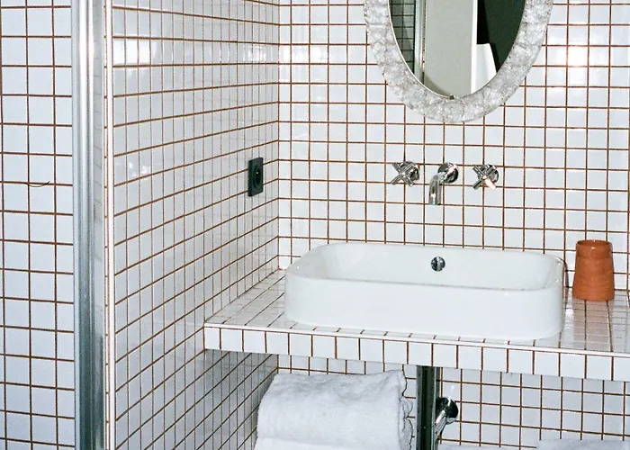 Habituel Hotel Paris