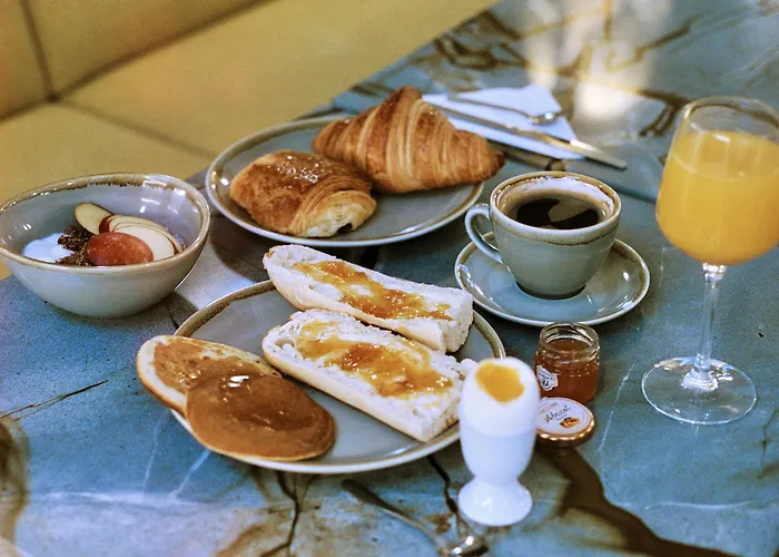 Hotel Habituel 4*