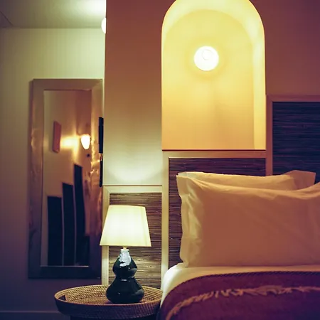 Habituel 4* Париж